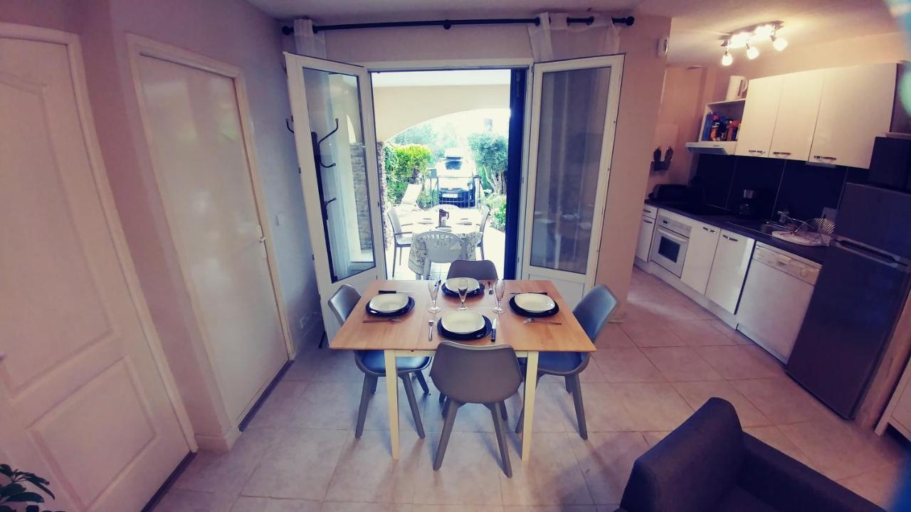 Agreable T3 Avec Jardin Et Parking Prive, A 350M Du Centre Ville Et Des Plages, Wifi, Remise Supplementaire De 10 Pourcent Pour Une Location A La Semaine Cavalaire-sur-Mer Exteriör bild