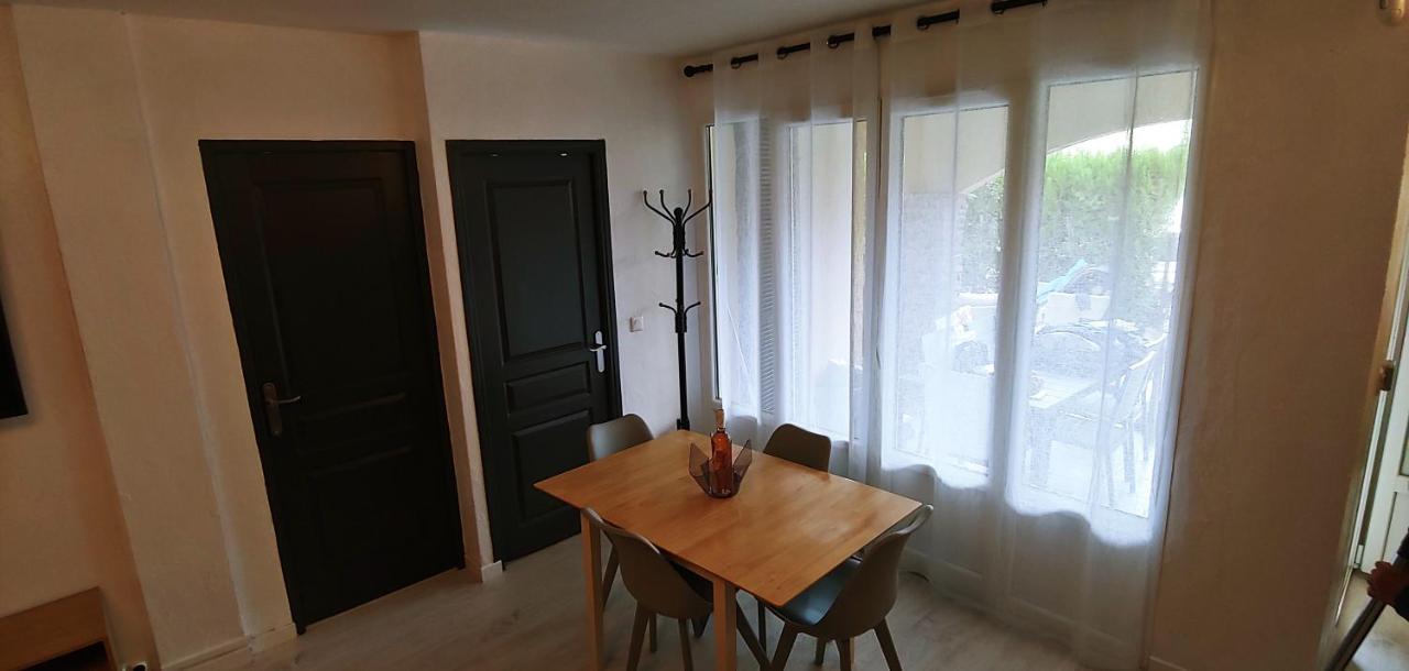 Agreable T3 Avec Jardin Et Parking Prive, A 350M Du Centre Ville Et Des Plages, Wifi, Remise Supplementaire De 10 Pourcent Pour Une Location A La Semaine Cavalaire-sur-Mer Exteriör bild
